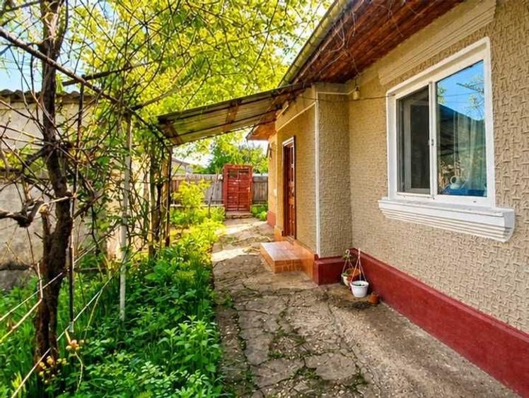 Casă cu 4 camere cu Teren 600 Mp în Central