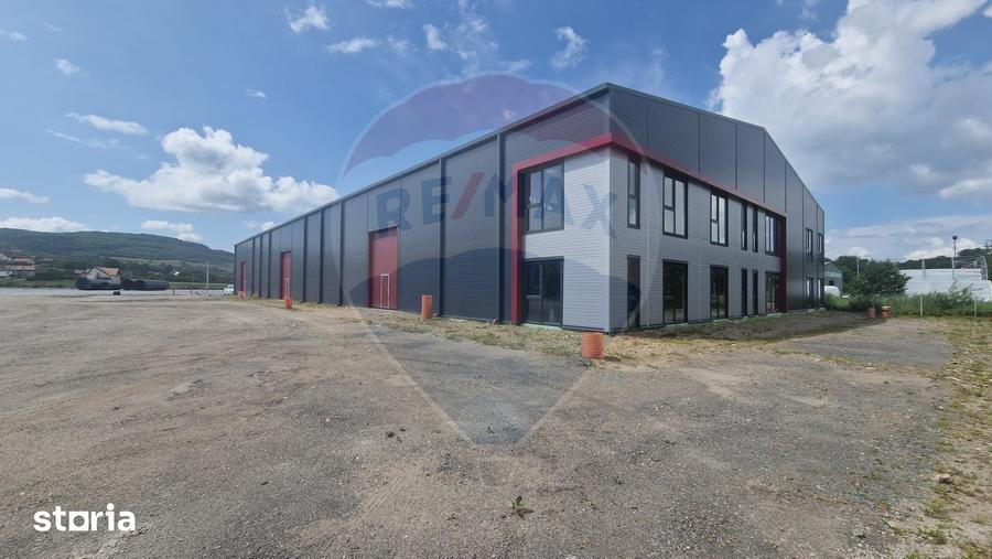 Spațiu comercial, de 2,000 mp, în Feleacu