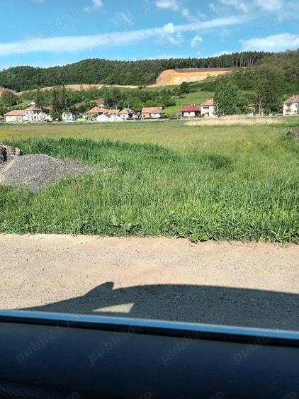 Teren de 1800 mp, în Sânpaul