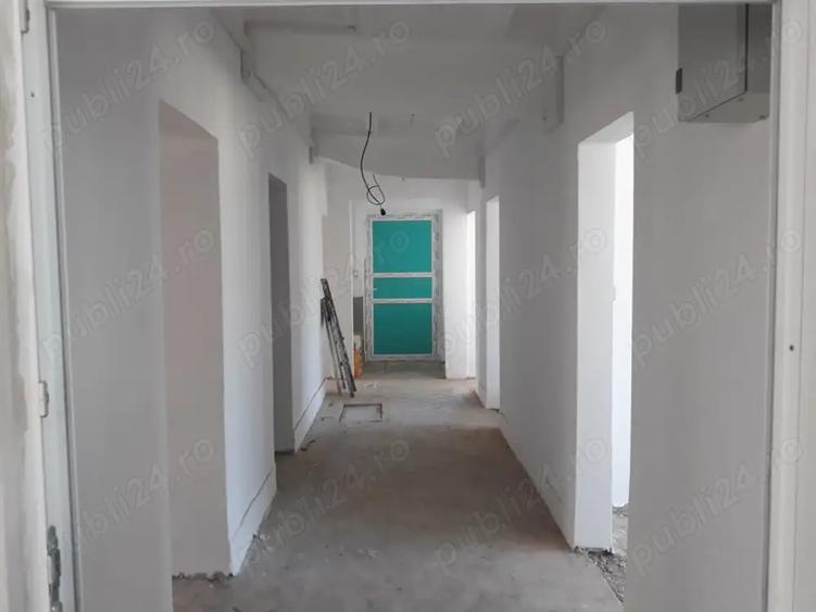 Spațiu comercial, de 350 mp, în Orțișoara