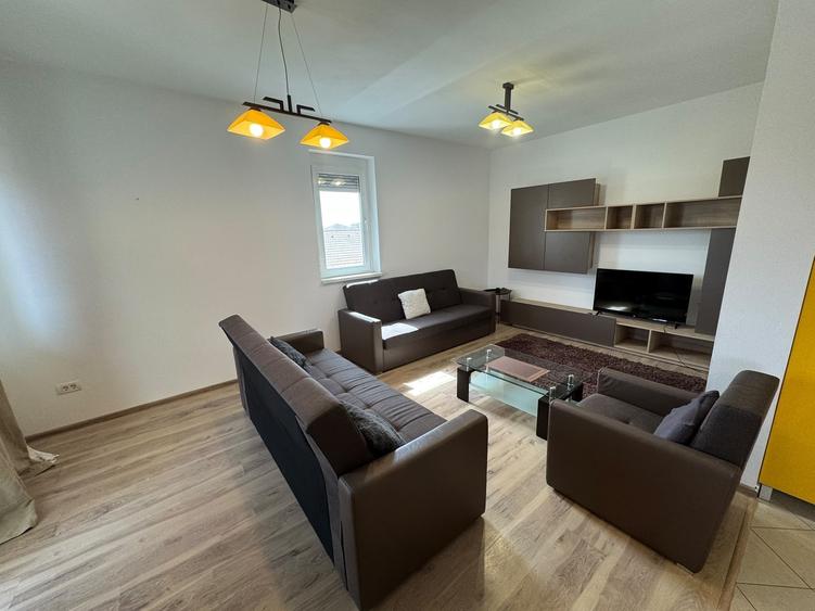 Apartament cu 2 camere semidecomandat în Braytim