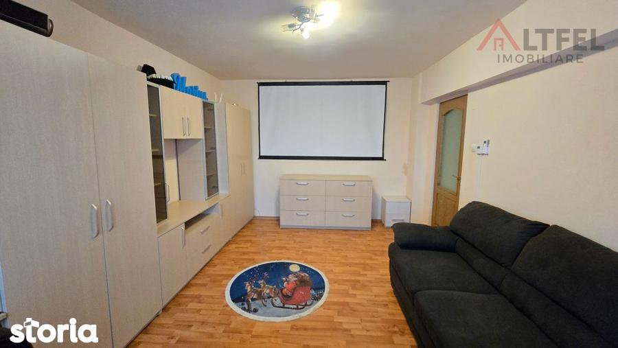 Apartament cu 2 camere decomandat, mobilat în Central