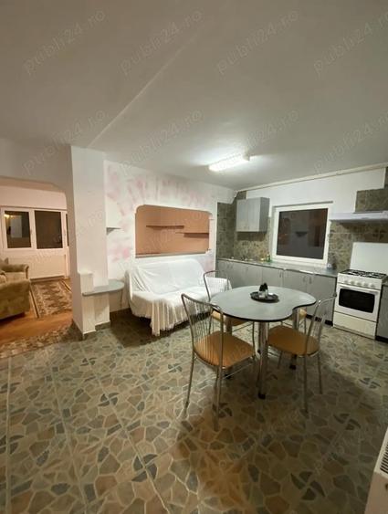 Apartament cu 2 camere decomandat în Zorilor