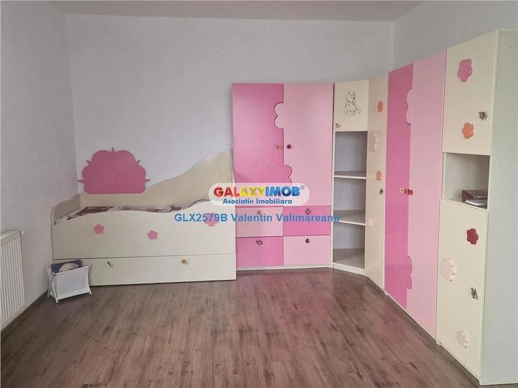 Casă cu 5 camere cu Teren 800 Mp în Mogoșoaia