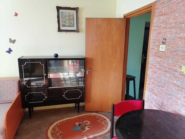 Apartament cu 2 camere semidecomandat în Negru Vodă