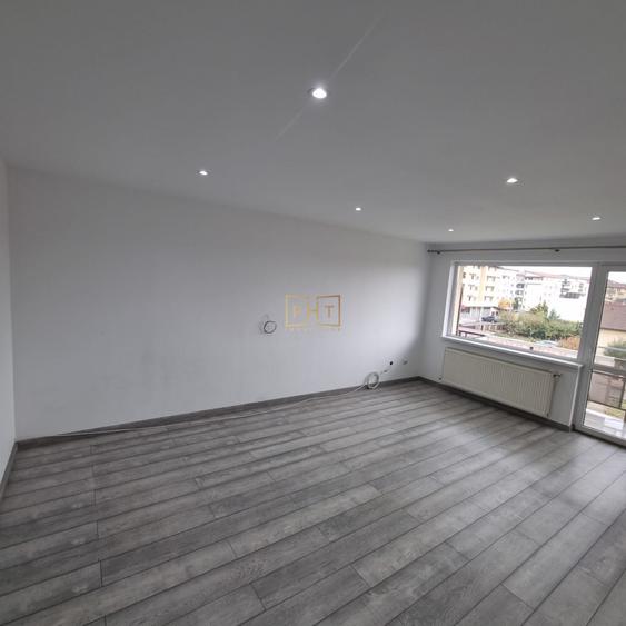 Apartament cu 2 camere semidecomandat în Florești