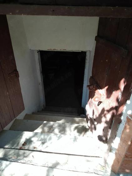 Casă cu 5 camere cu Teren 2040 Mp în Lipnița