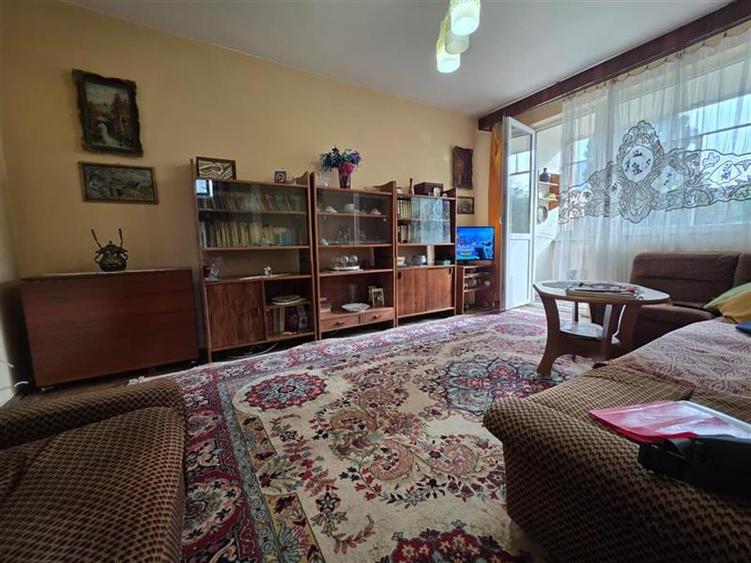 Apartament cu 2 camere circular în 13 Decembrie