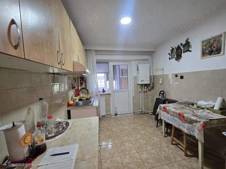Apartament cu 2 camere decomandat în Obor