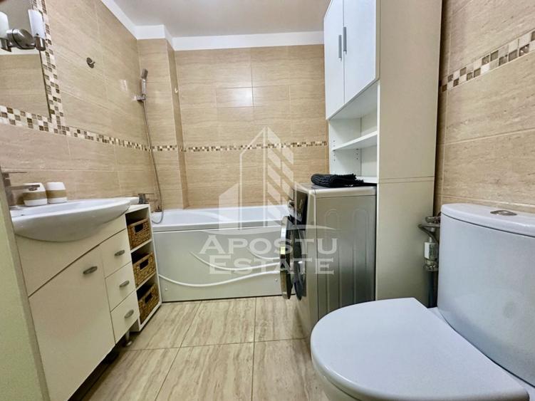 Apartament cu 2 camere semidecomandat în Giroc