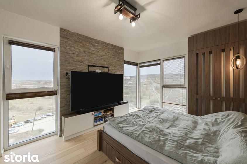Apartament cu 3 camere, mobilat în Între Lacuri