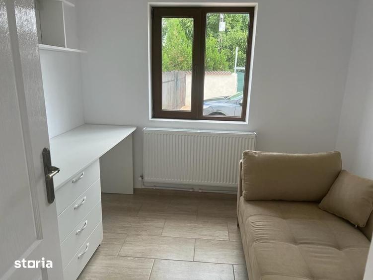 Casă cu 4 camere cu Teren 250 Mp în Ulmi