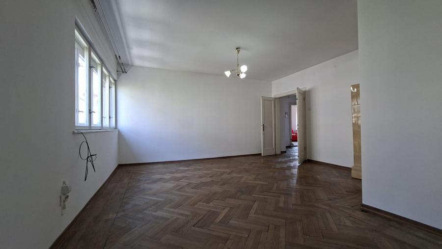 De vanzare apartament cu 2 camere, Tg. Mures, Ultracentral - 2