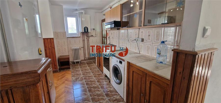 Apaertament de inchiriat 3 camere zona Centru - 9