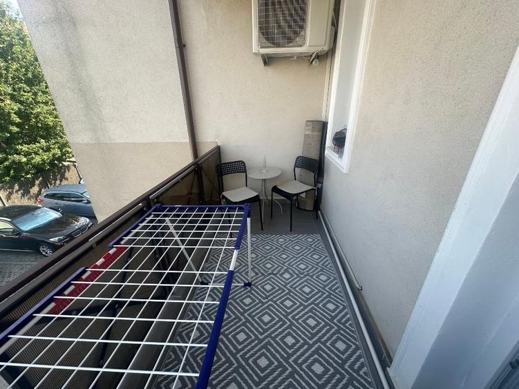 Apartament cu 3 camere semidecomandat, mobilat în Braytim