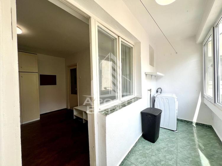 Apartament cu 2 camere semidecomandat, mobilat în Complex Studențesc