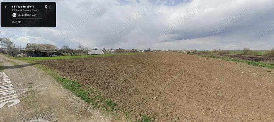 Teren de 4400 mp, în Plătărești