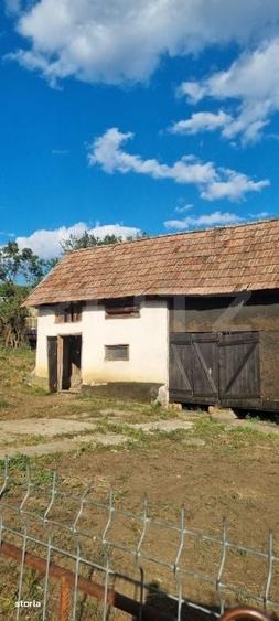 Casă cu 4 camere decomandat în Bădeni
