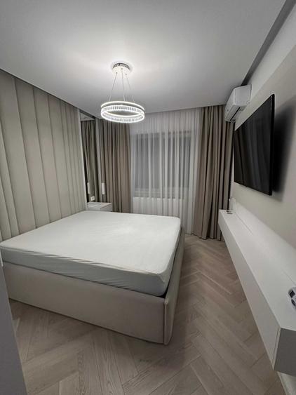 Apartament cu 2 camere decomandat în Titan