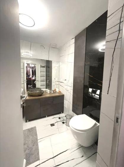 Apartament cu 3 camere decomandat, mobilat în Aviației
