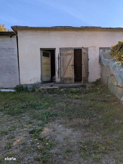 Casă cu 2 camere în Cernești
