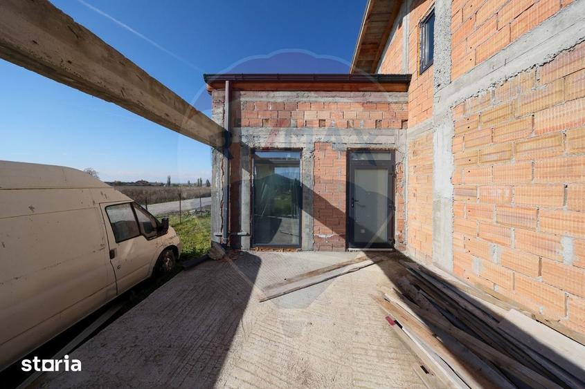 Casă cu 3 camere cu Teren 250 Mp în Bod