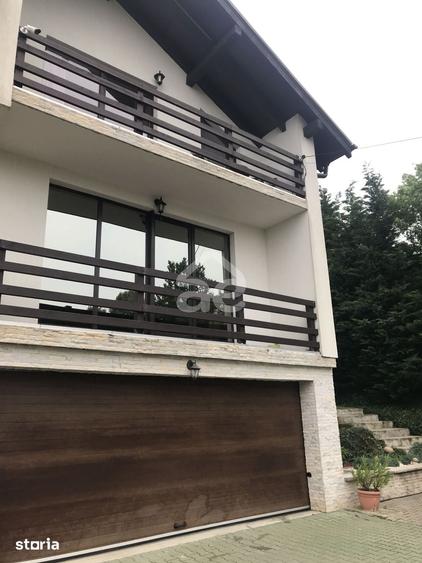 Casă cu 6 camere cu Teren 1000 Mp în Făget