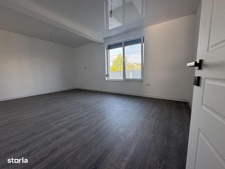 Casă cu 4 camere cu Teren 480 Mp în Mogoșoaia