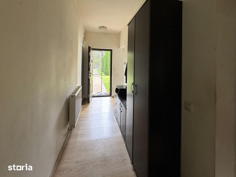 Casă cu 7 camere cu Teren 1317 Mp în Central