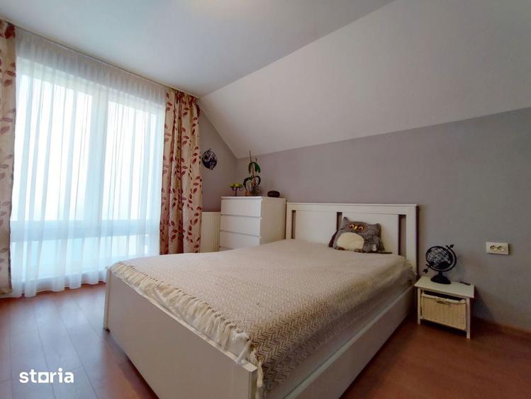 Casă cu 8 camere cu Teren 1270 Mp în Central
