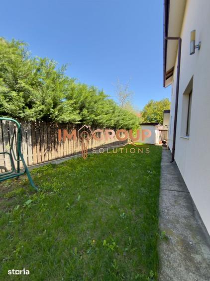 Casă cu 6 camere cu Teren 800 Mp în Valea Lupului
