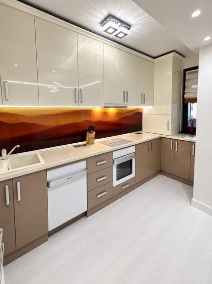 Apartament cu 3 camere decomandat în Bd. Coșbuc