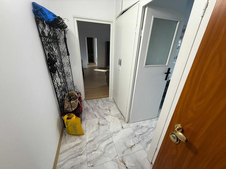 Apartament cu 2 camere semidecomandat în Rogerius