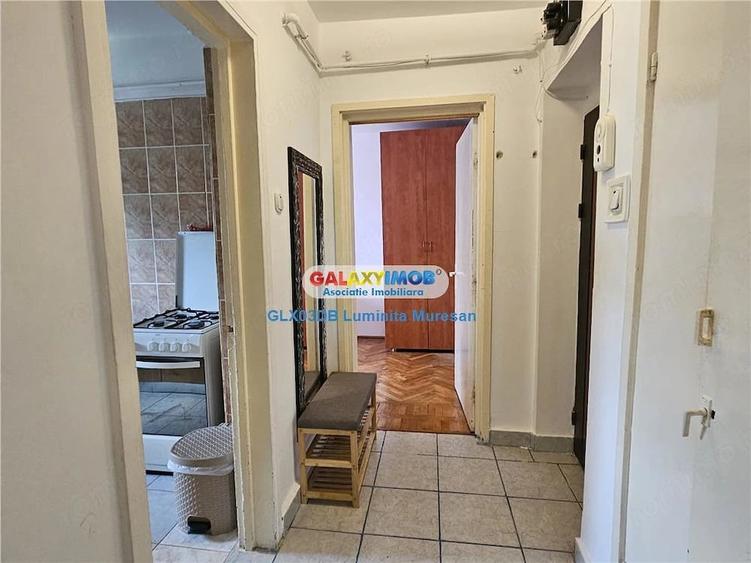 Vanzare apartament 3 camere semidecomandat Targoviste Micro 9 - 14
