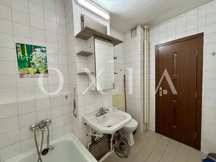Apartament cu 2 camere decomandat, mobilat în Girocului