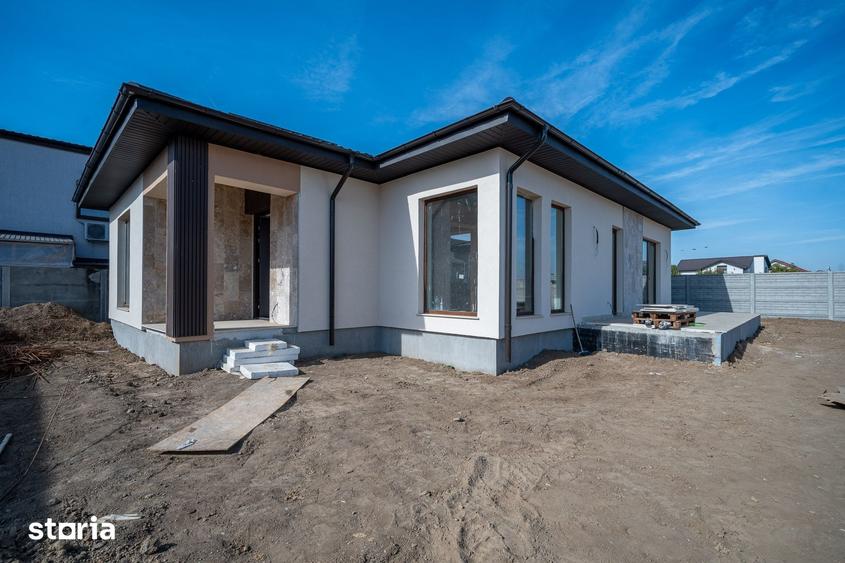 Casă cu Teren 420 Mp în Domnești