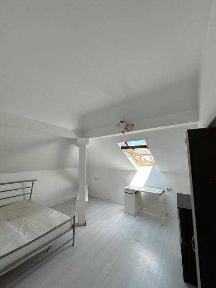 Apartament cu 3 camere decomandat în Dosu Bricii