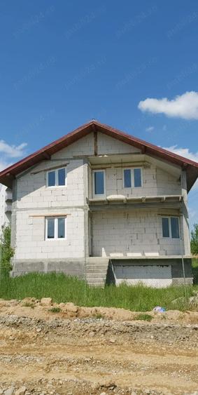 Casă cu 4 camere în Dej