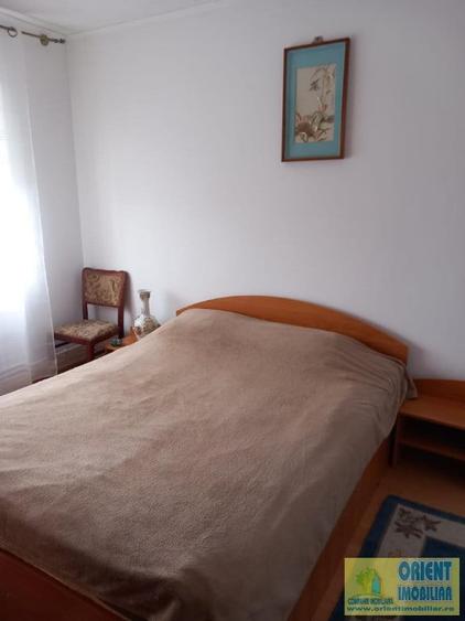 Apartament cu 2 camere semidecomandat în Tomis III