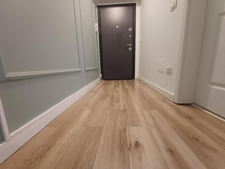 Apartament cu 3 camere decomandat în Păcii