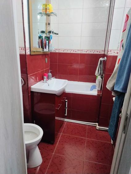 Apartament cu 2 camere decomandat în Rahova