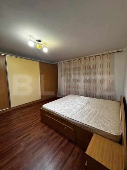Apartament cu 3 camere decomandat, mobilat în Câmpia Turzii
