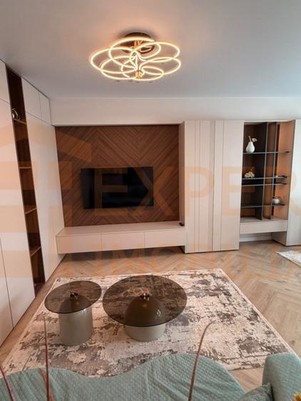 Apartament cu 2 camere decomandat, mobilat în Tomis Nord