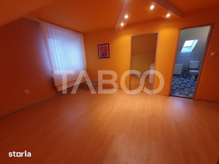 Casă cu 4 camere cu Teren 400 Mp în Central