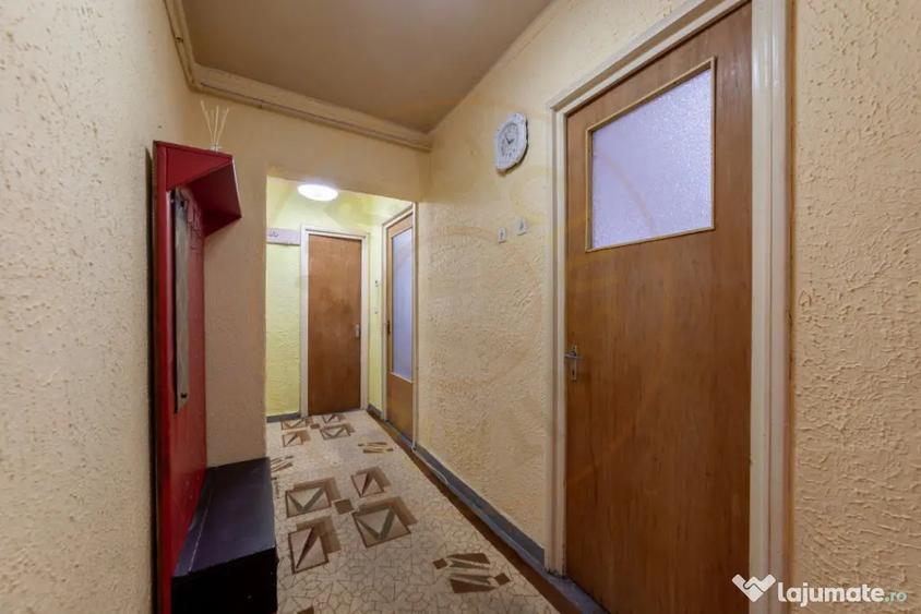Apartament cu 2 camere decomandat, mobilat în Banat