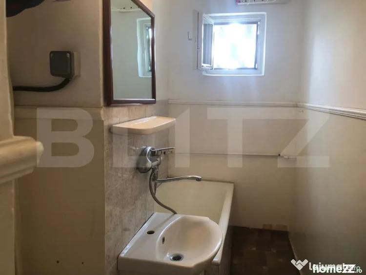 Apartament cu 2 camere nedecomandat în 14 Mai