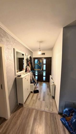 Casă individuală cu 4 camere cu Canalizare în Sântana de Mureș