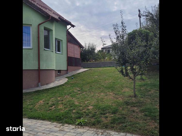 Casă cu 4 camere cu Teren 815 Mp în Livezeni