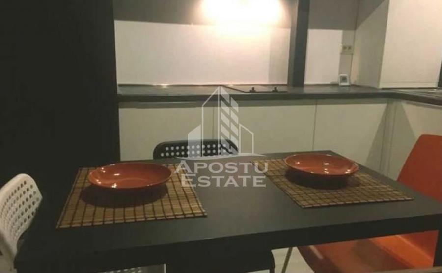 Apartament cu 2 camere semidecomandat, mobilat în Malul Mureșului