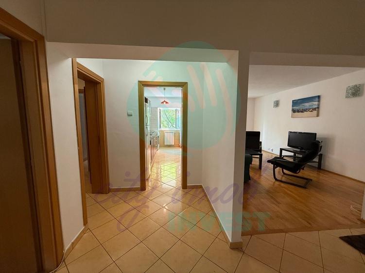 Apartament cu 3 camere decomandat, mobilat în Calea Călărașilor